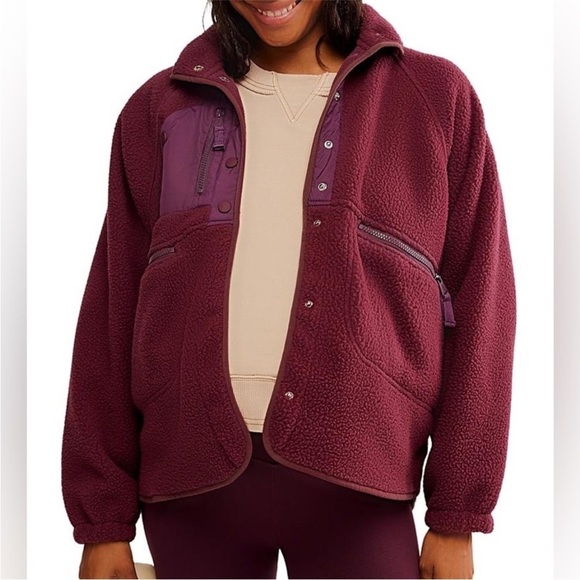 Free People X Hatch Hit the Slopes Fleece Jacket Deep Maroon Burgundy NEW $178 - Picture 1 of 13